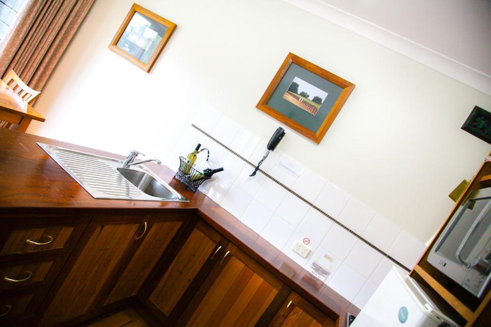 Perricoota Vines Retreat Hotell Moama Rom bilde
