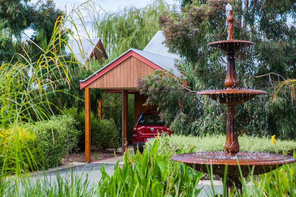 Perricoota Vines Retreat Hotell Moama Rom bilde